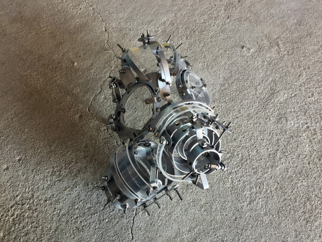 Defensive Measure2016-02_aluminum,Polyvinyl chloride_35x30x25cm_2016.JPG