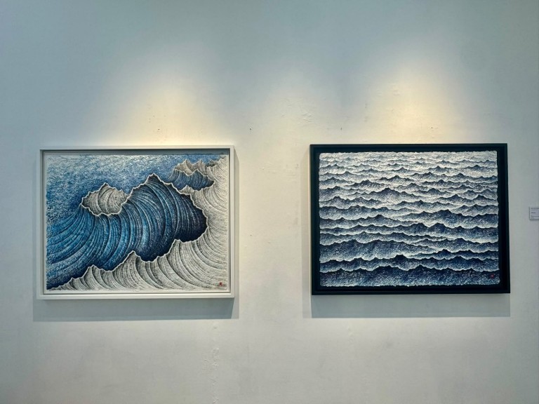 Lee-Hyun-Joung-b.-1972-Korea-Lives-and-works-in-Paris